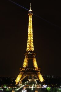 paris-1244703_1280